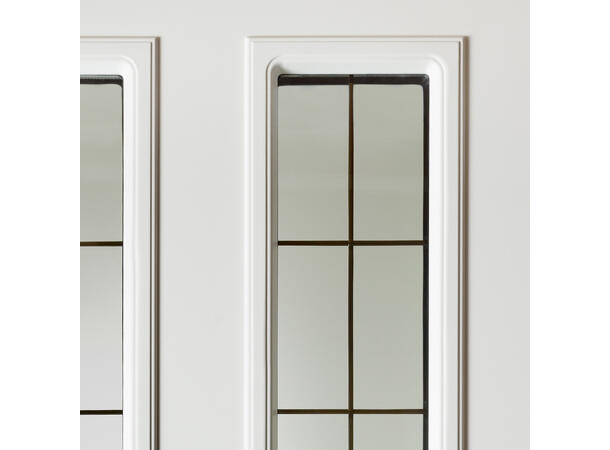 Marianne Hvit 100 x 210 H Sotet glass m/messing innfatning 