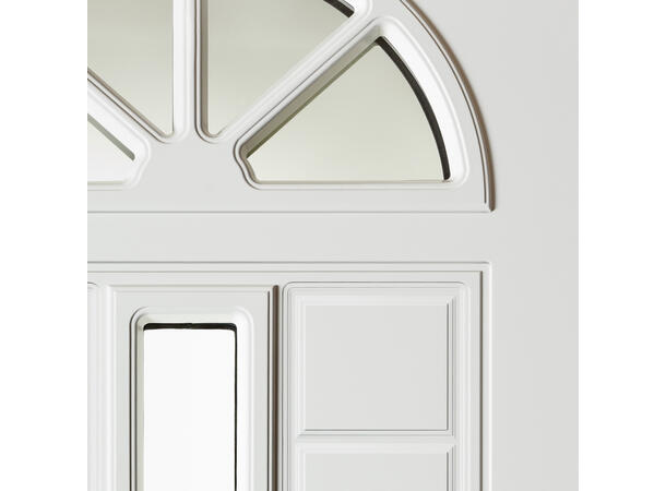 Monica Hvit 110 x 210 V Sotet glass 